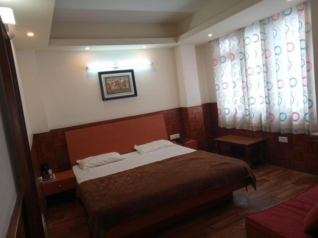 Bon Hotel Crystal Palace Gangtok Exterior photo