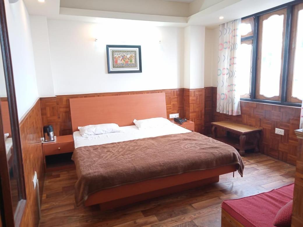 Bon Hotel Crystal Palace Gangtok Exterior photo