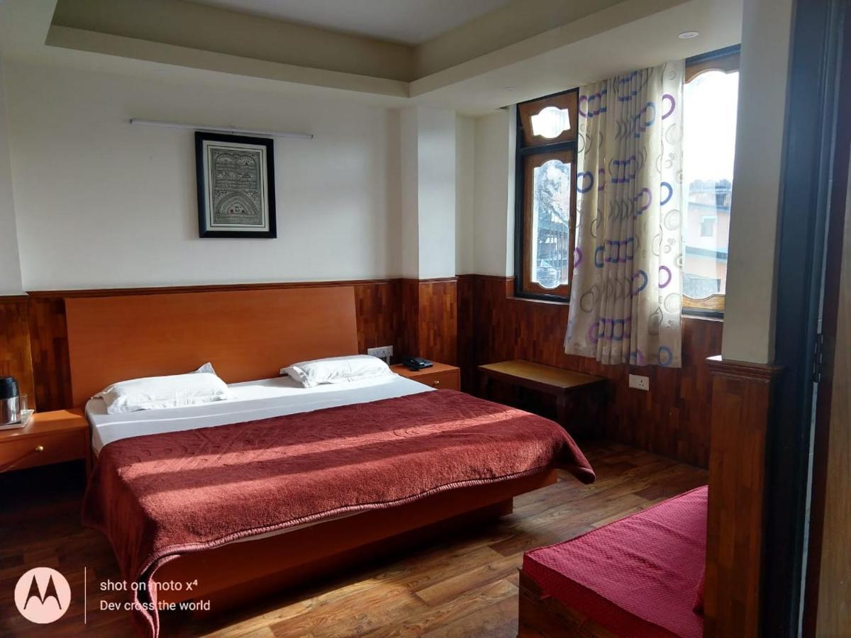 Bon Hotel Crystal Palace Gangtok Exterior photo